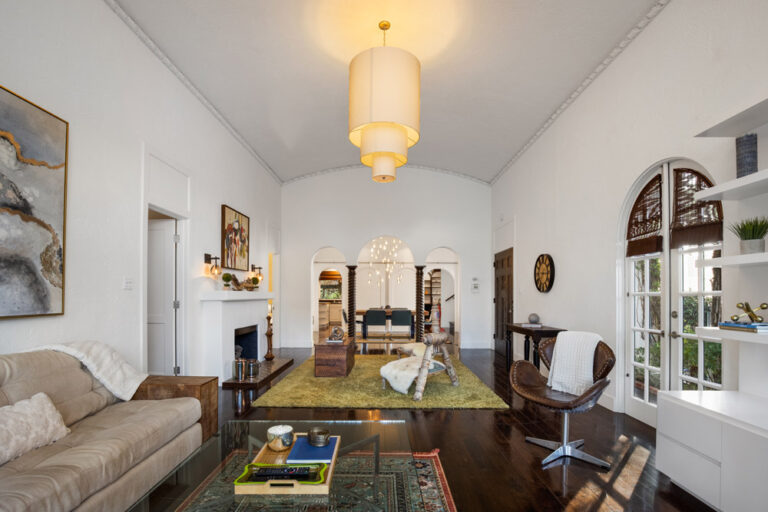 953 N Edinburgh-10