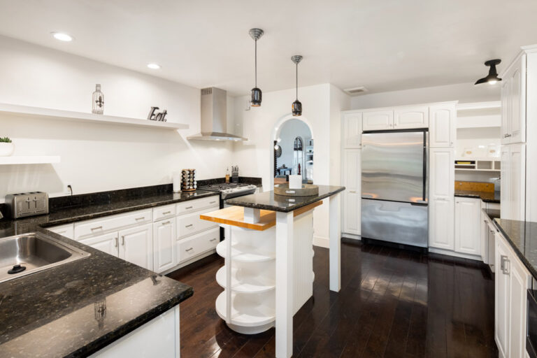 953 N Edinburgh-17