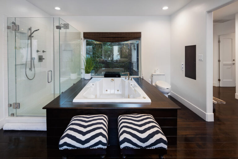 953 N Edinburgh-51