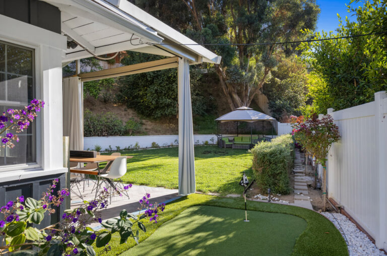 Hidden Valley Pl - Beverly Hills, 3 Bd, 4 Ba, Newly Renovated, Large Backyard, Private, Mini Basketball, Putting Green, Gym-Office, Canyon Views-6