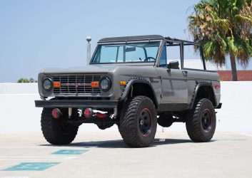 1974-Ford-Bronco-Gray