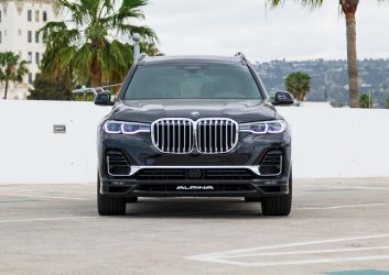 BMW XB7