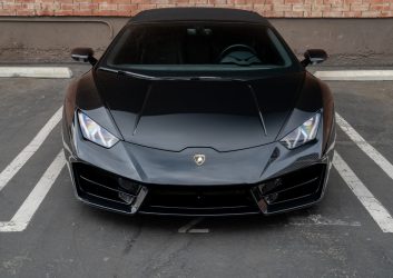 Untitled design - Lambo Huracan Black 2018